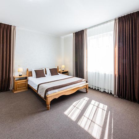 Hotel Bellavista & Spa บูโคเวล ภายนอก รูปภาพ
