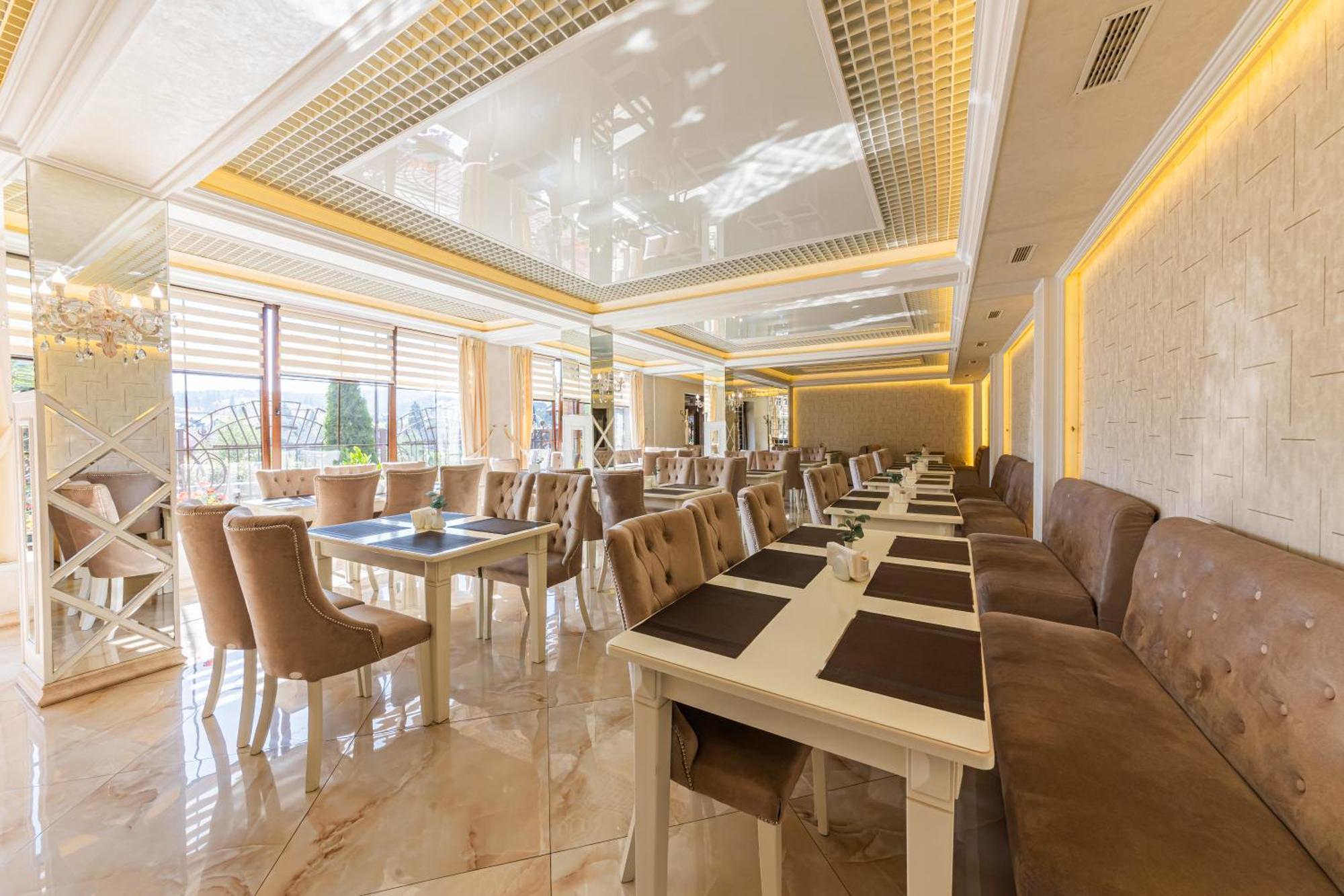 Hotel Bellavista & Spa บูโคเวล ภายนอก รูปภาพ