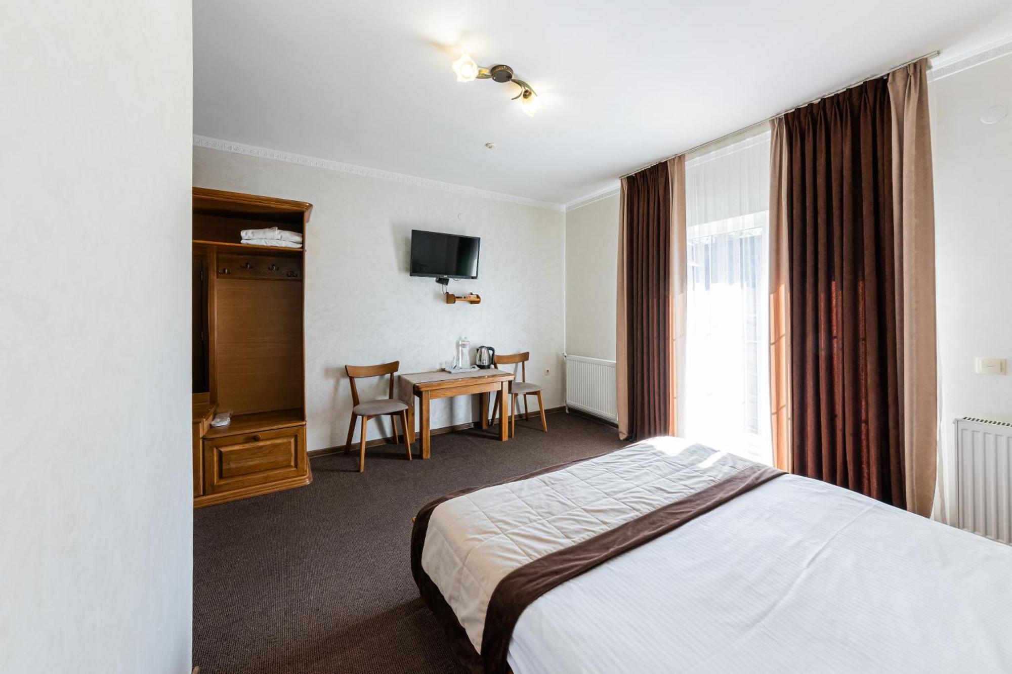 Hotel Bellavista & Spa บูโคเวล ภายนอก รูปภาพ